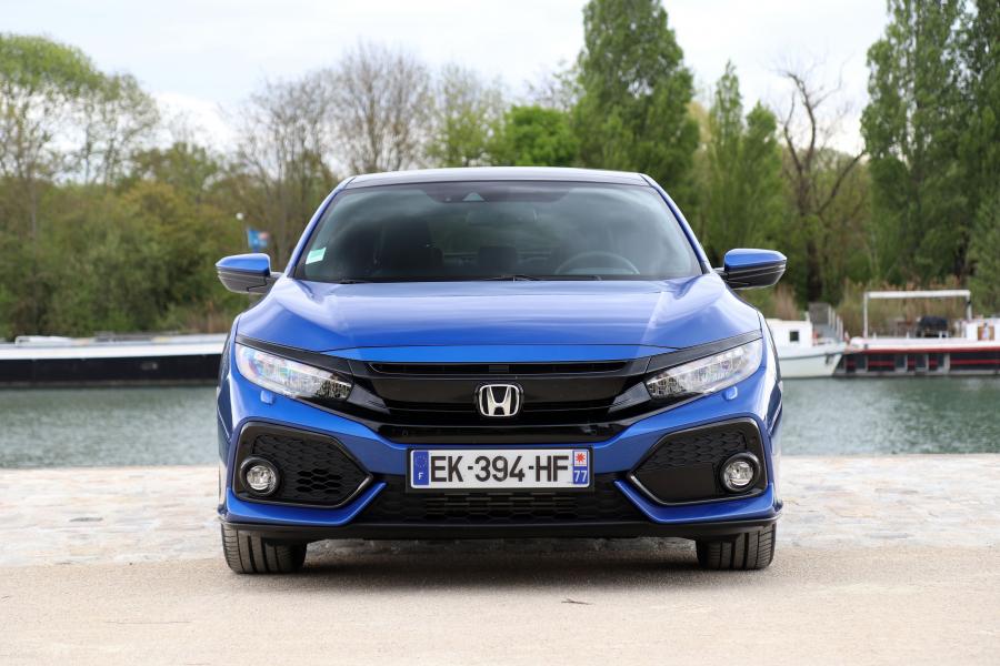  Honda Civic Hatchback 2017 года  (WW) (фото 36 из 43)